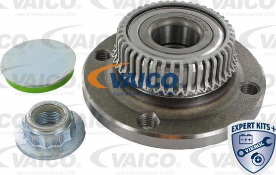 VAICO V10-8267 - Подшипник ступицы колеса, комплект autospares.lv