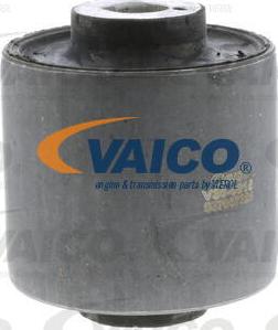 VAICO V30-0015 - Сайлентблок, рычаг подвески колеса autospares.lv