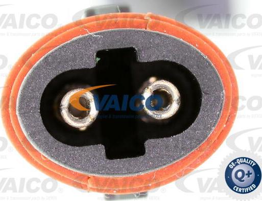 VAICO V30-8133 - Тормозные колодки, дисковые, комплект autospares.lv