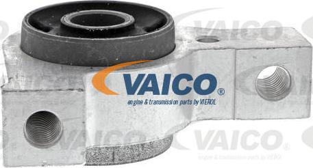 VAICO V22-1062 - Сайлентблок, рычаг подвески колеса autospares.lv