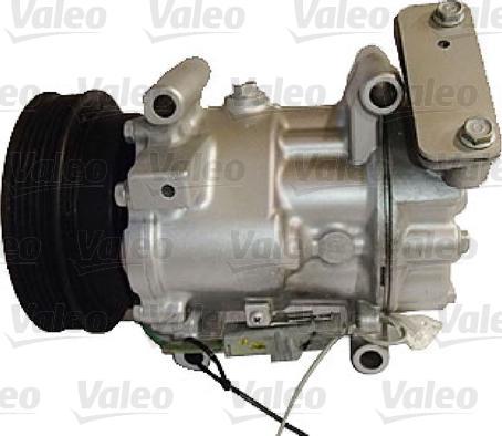 Valeo 813665 - Компрессор кондиционера autospares.lv