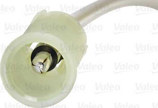 Valeo 813046 - Компрессор кондиционера autospares.lv