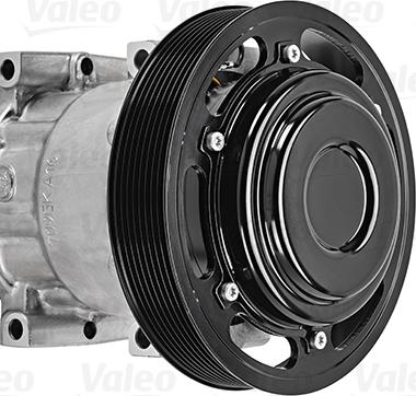 Valeo 813046 - Компрессор кондиционера autospares.lv