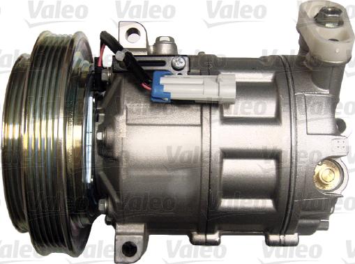 Valeo 813121 - Компрессор кондиционера autospares.lv