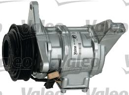 Valeo 813831 - Компрессор кондиционера autospares.lv