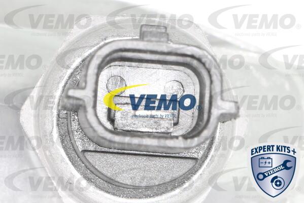 Vemo V46-60-0013 - Масляный радиатор, двигательное масло autospares.lv
