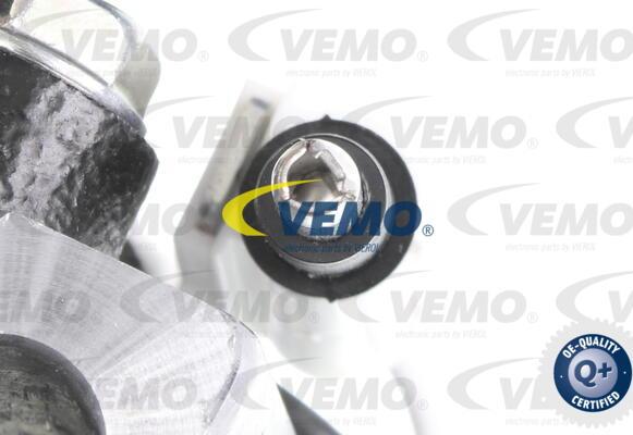 Vemo V46-15-0022 - Компрессор кондиционера autospares.lv