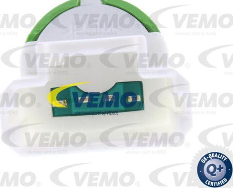 Vemo V46-73-0055 - Выключатель, привод сцепления (Tempomat) autospares.lv