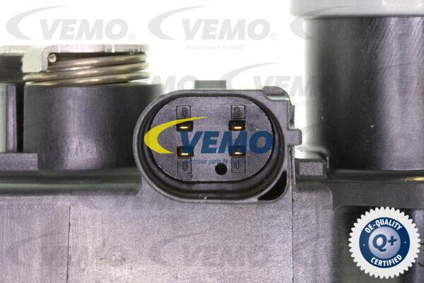 Vemo V40-77-0012 - Регулировочный элемент, заслонка входящих газов (впускной к.) autospares.lv