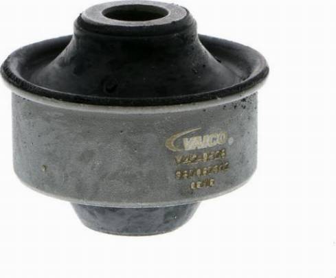 Vemo V42-9528 - Сайлентблок, рычаг подвески колеса autospares.lv