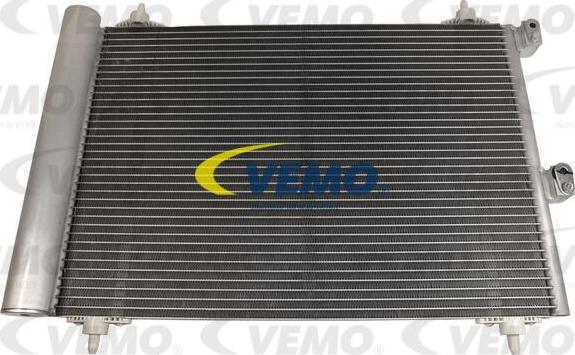 Vemo V42-62-0006 - Конденсатор кондиционера autospares.lv