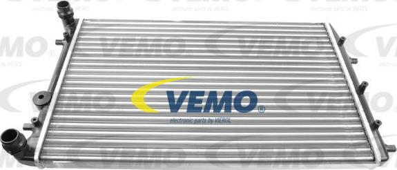 Vemo V15-60-5048 - Радиатор, охлаждение двигателя autospares.lv