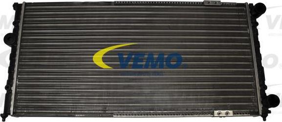 Vemo V15-60-5058 - Радиатор, охлаждение двигателя autospares.lv