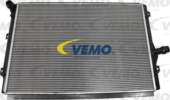 Vemo V15-60-5057 - Радиатор, охлаждение двигателя autospares.lv