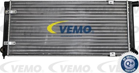 Vemo V15-60-5017 - Радиатор, охлаждение двигателя autospares.lv