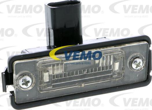 Vemo V10-84-0033 - Фонарь освещения номерного знака autospares.lv