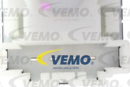 Vemo V10-73-0158 - Выключатель стоп сигнала / сцепления autospares.lv