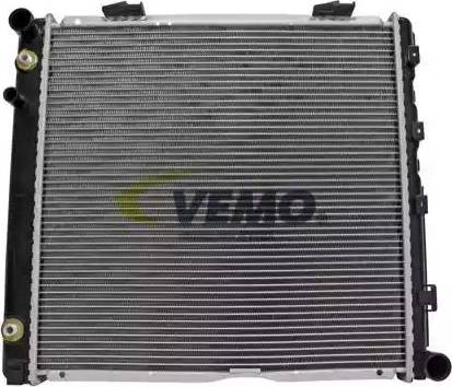 Vemo V30-60-1305 - Радиатор, охлаждение двигателя autospares.lv