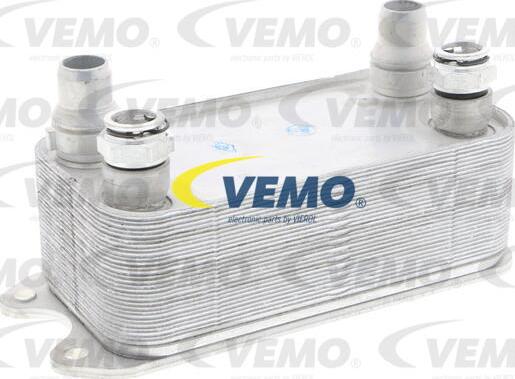 Vemo V30-60-1316 - Масляный радиатор, двигательное масло autospares.lv