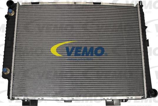 Vemo V30-60-1285 - Радиатор, охлаждение двигателя autospares.lv