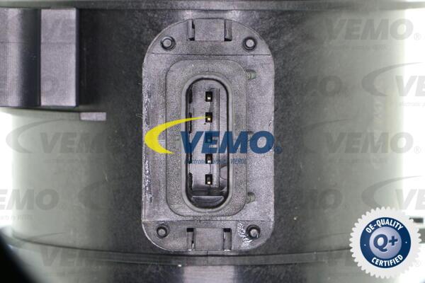 Vemo V30-72-0015 - Датчик потока, массы воздуха autospares.lv