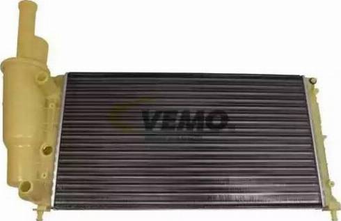 Vemo V24-60-0003 - Радиатор, охлаждение двигателя autospares.lv