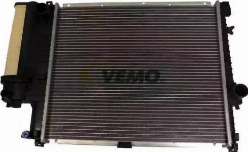 Vemo V20-60-1510 - Радиатор, охлаждение двигателя autospares.lv