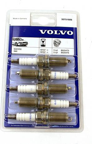 Volvo 30751806 - Свеча зажигания autospares.lv