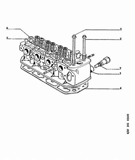 KHD 0200 16 - CYLINDER-HEAD autospares.lv